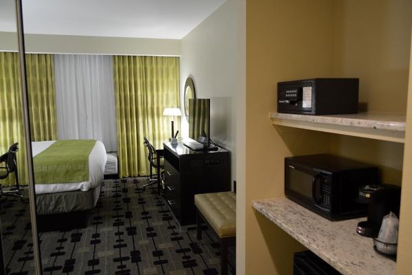 BEST WESTERN PREMIER UNIV INN (Hattiesburg)